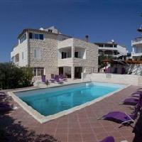  Apartments Hvar 