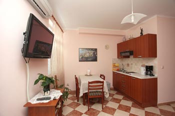 Split Apartments