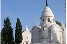  The Petrinovic family Mausoleum - church of St. Nicholas 