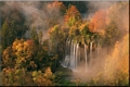  Plitvice Lakes - yellow and red in autumn 