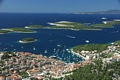  Hvar and Paklinski islands 