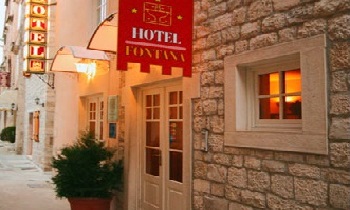  Hotel Fontana Trogir 