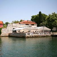 Dining, restaurants in Zadar travel guide